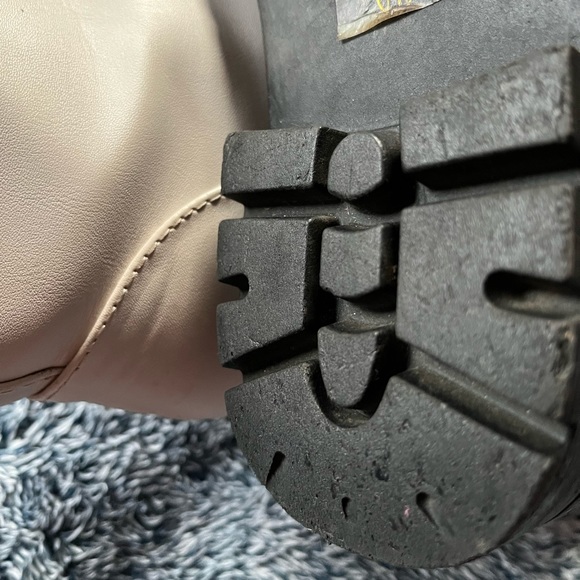 Ladies white boots size 7 - Picture 8 of 11